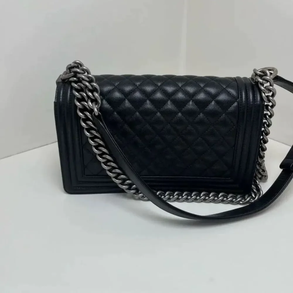 CHANEL brand color